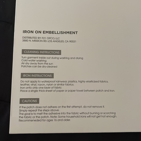 Iron on patches - Picture 3 of 3